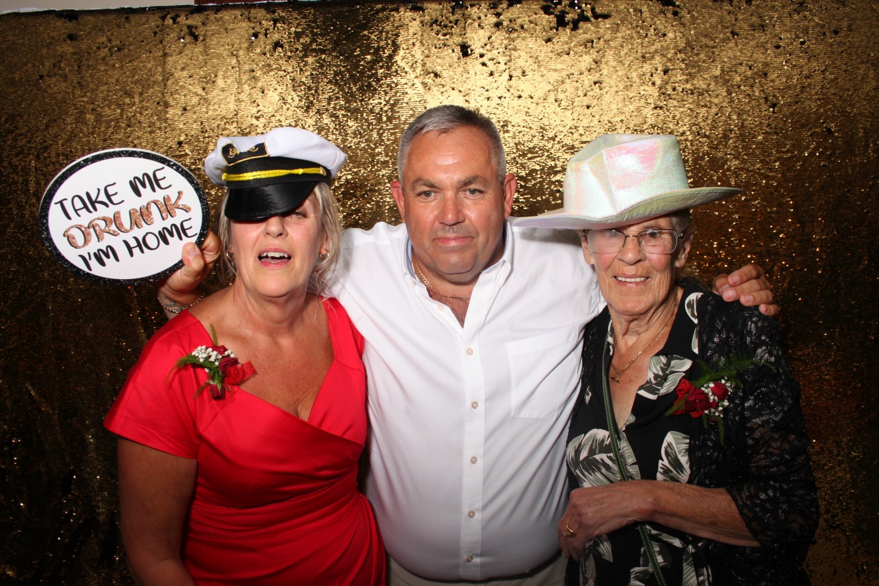 Jo & Rory 10/08/2019 | View more photos from the event at gallery.yourboothskent.co.uk/u/Your-Booths-Kent/Jo-Rory-10082019